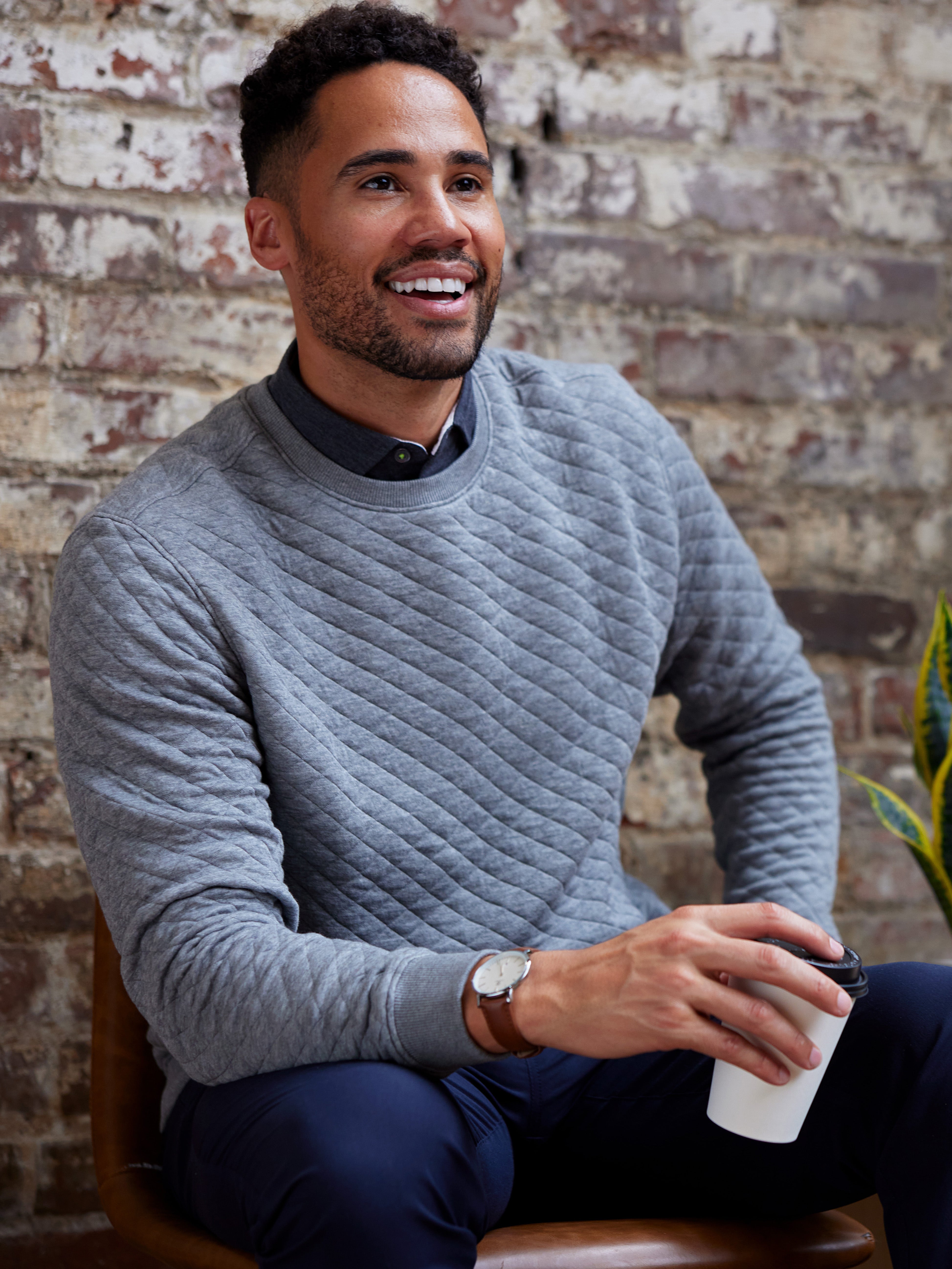 Tasc Hampton Sweater in Heather Gray