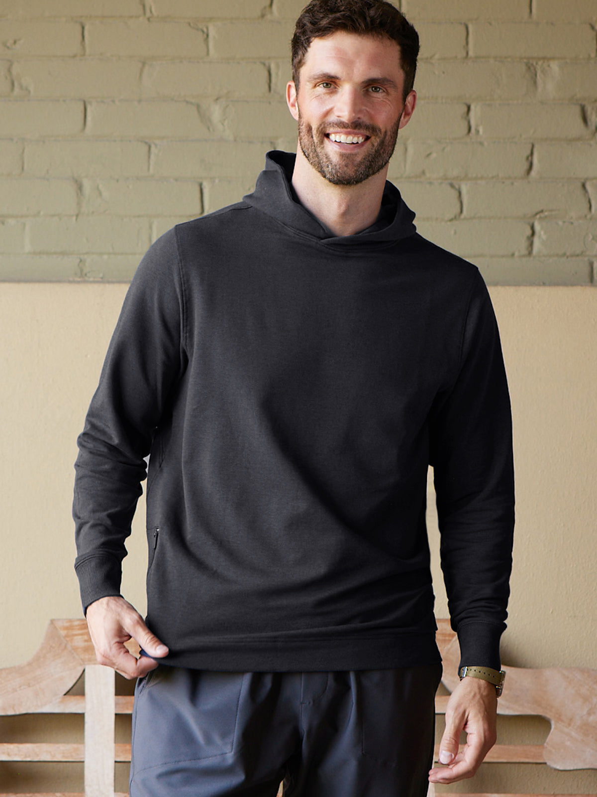 Tasc Venture Fleece Hoodie in Black
